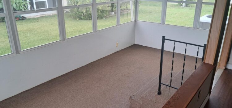 Screened in Porch