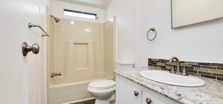 Second bath with shower & tub