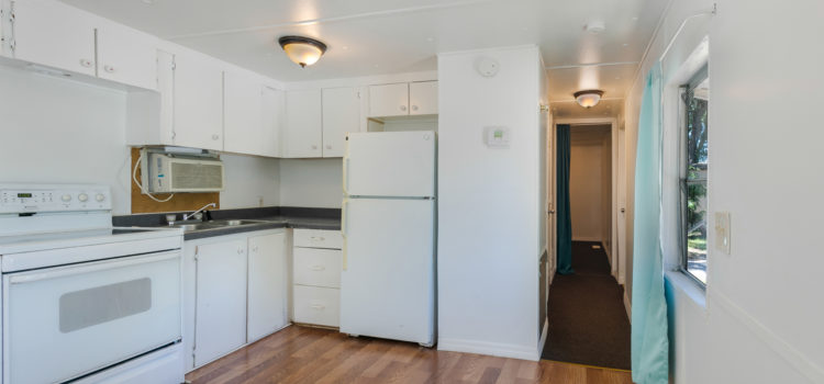 Fully-equipped kitchen